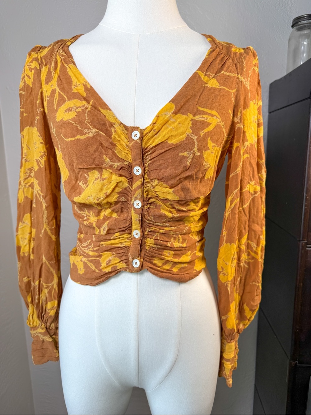 Free People Floral Ruched Say The Word Smocked Crop Top Boho Size SP